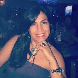 Meet your Posher, Delia